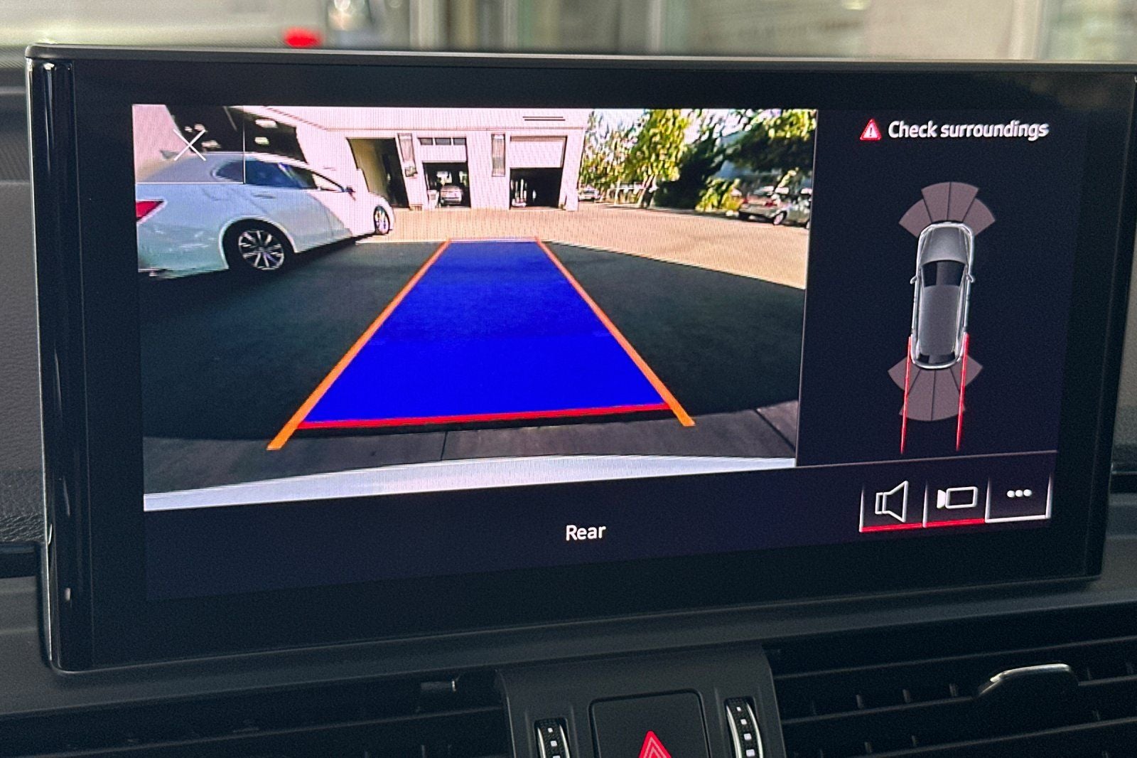 2023 Audi Q5 40 Premium quattro