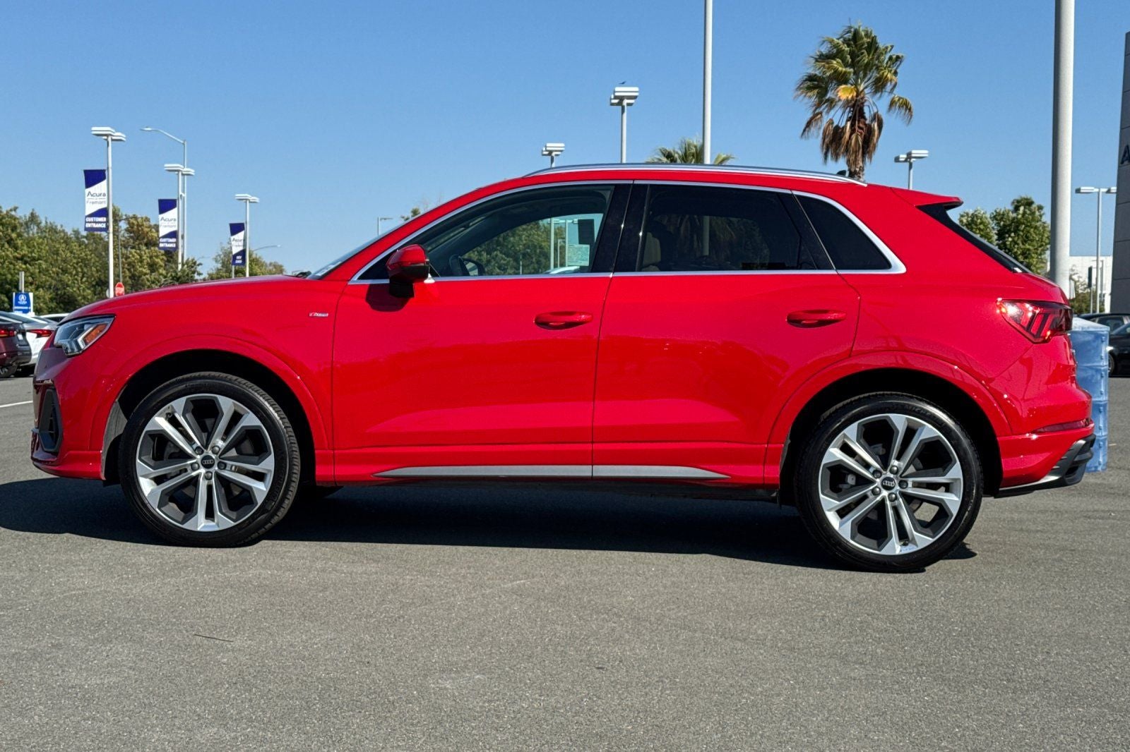 2020 Audi Q3 Premium Plus S line quattro