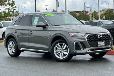 2023 Audi Q5 45 S line Premium quattro