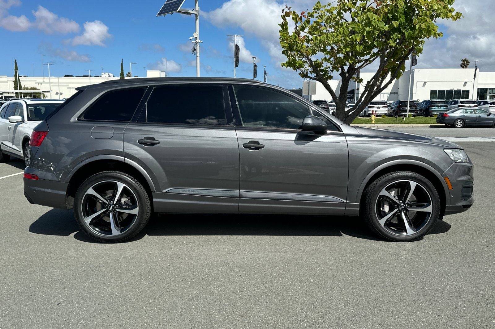 2019 Audi Q7 55 SE Premium Plus quattro