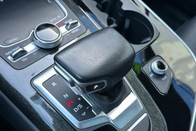 2019 Audi Q7 55 Premium Plus quattro