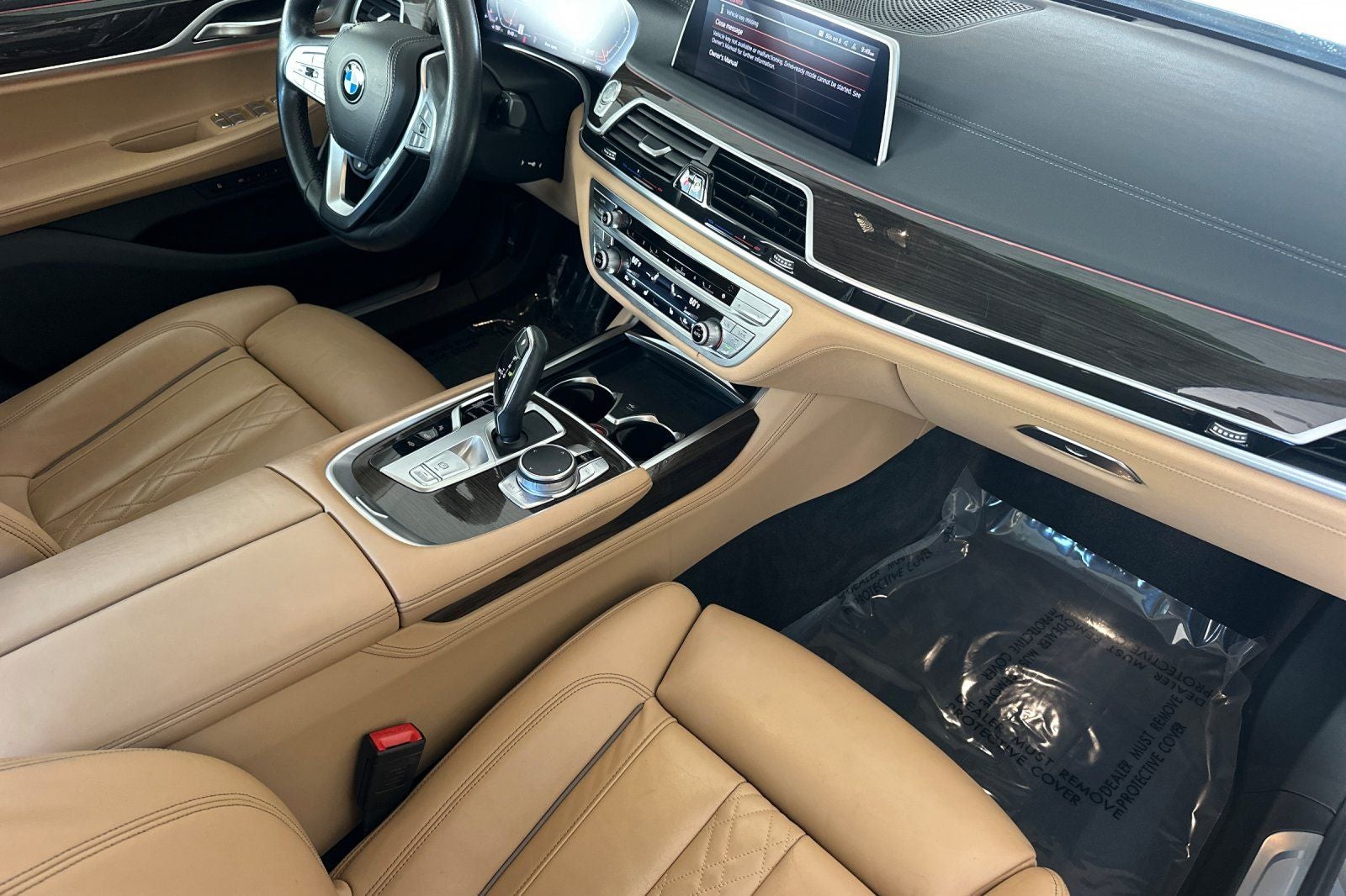 2022 BMW 7 Series 740i
