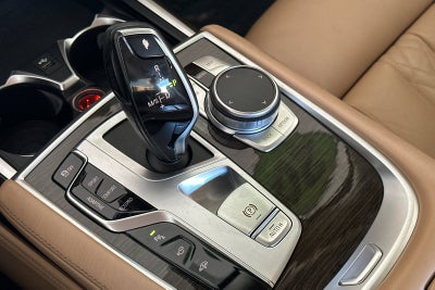 2022 BMW 7 Series 740i