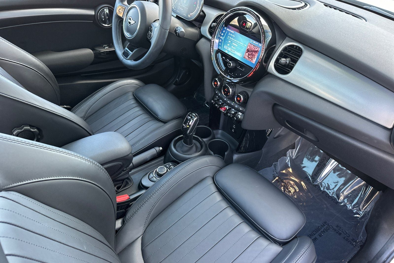 2023 MINI Cooper S Iconic