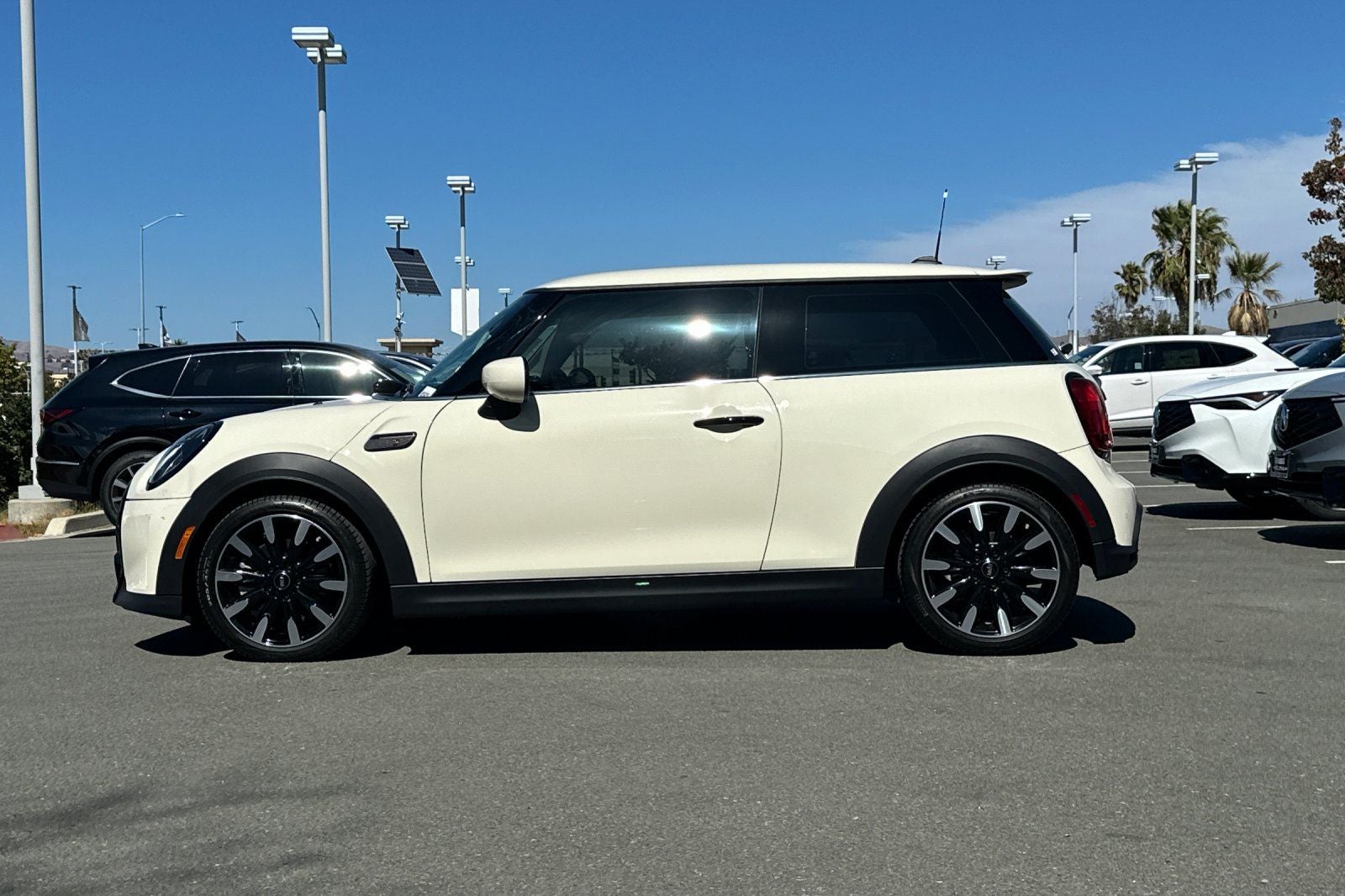2023 MINI Cooper S Signature