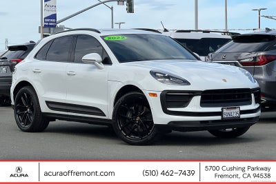 2022 Porsche Macan Base
