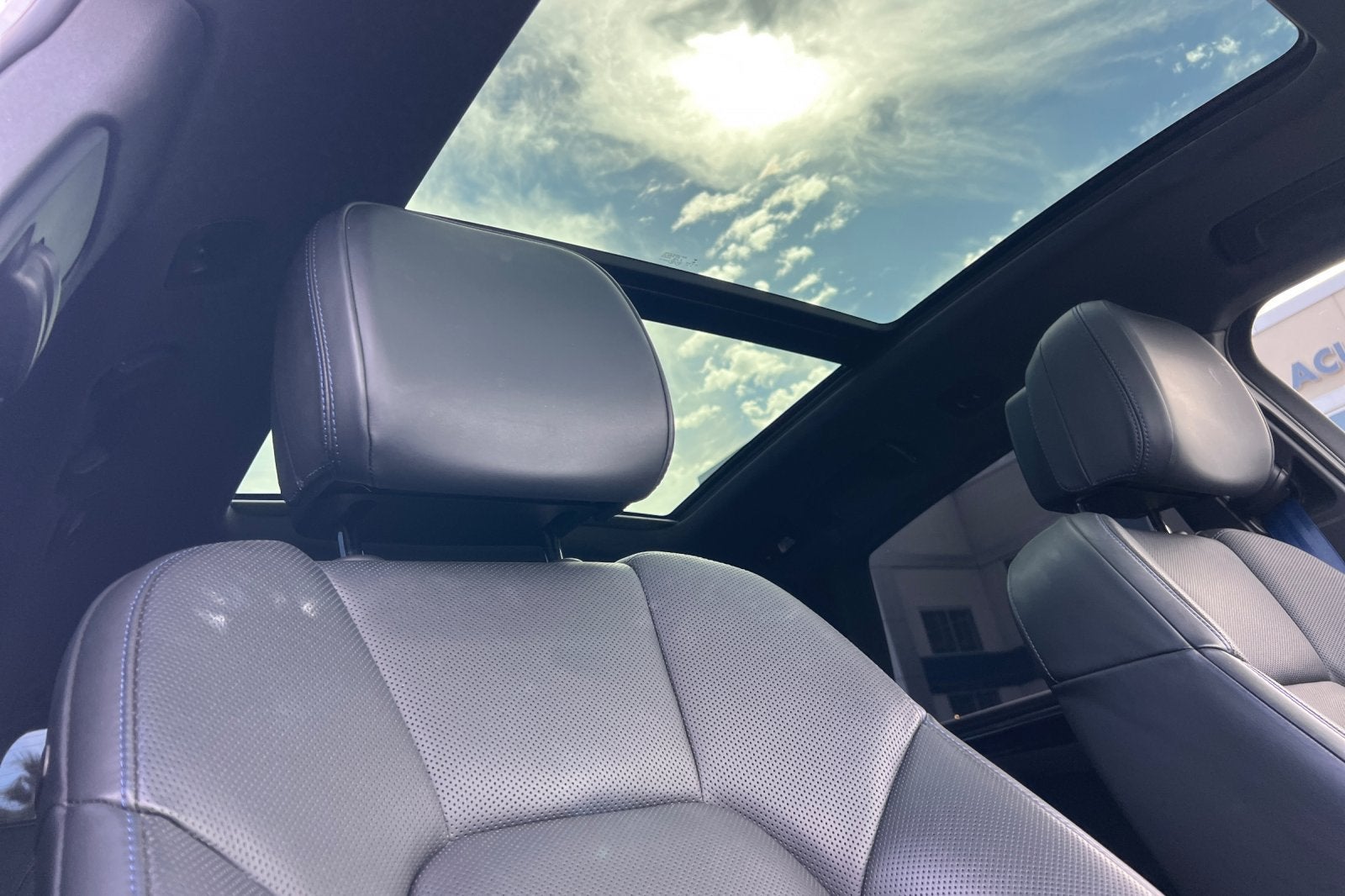2022 Porsche Macan Base