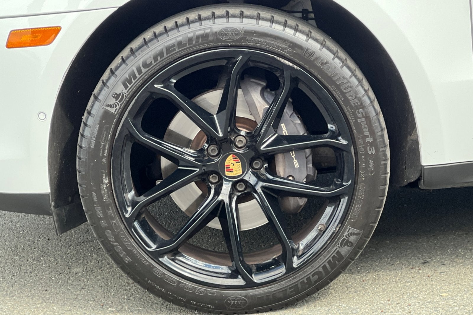 2022 Porsche Macan Base