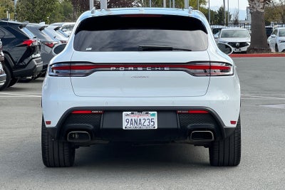 2022 Porsche Macan Base