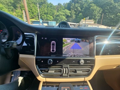 2023 Porsche Macan T