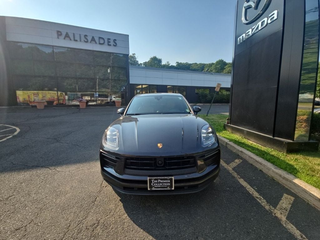 2023 Porsche Macan T