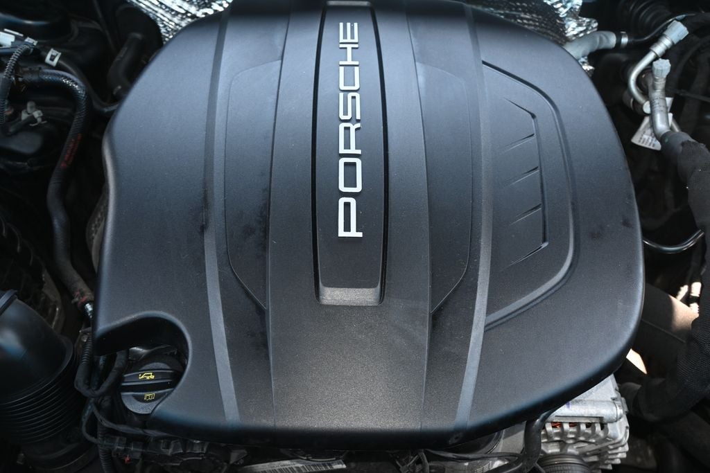 2020 Porsche Macan Base
