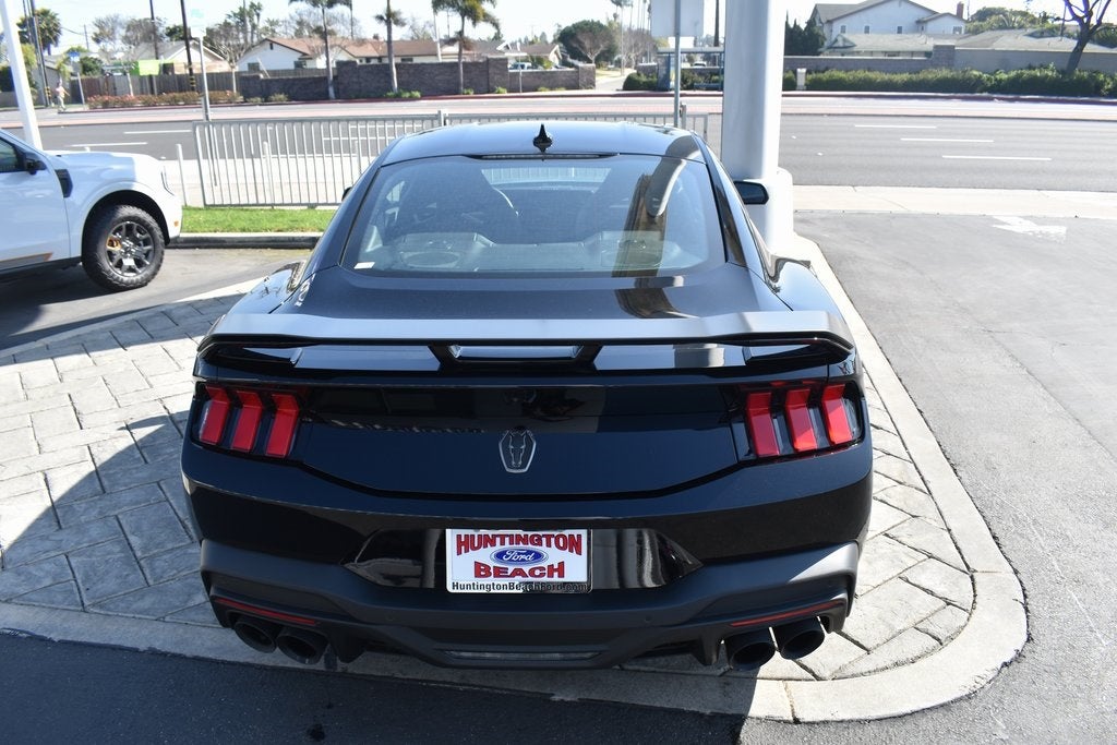 2025 Ford Mustang Dark Horse
