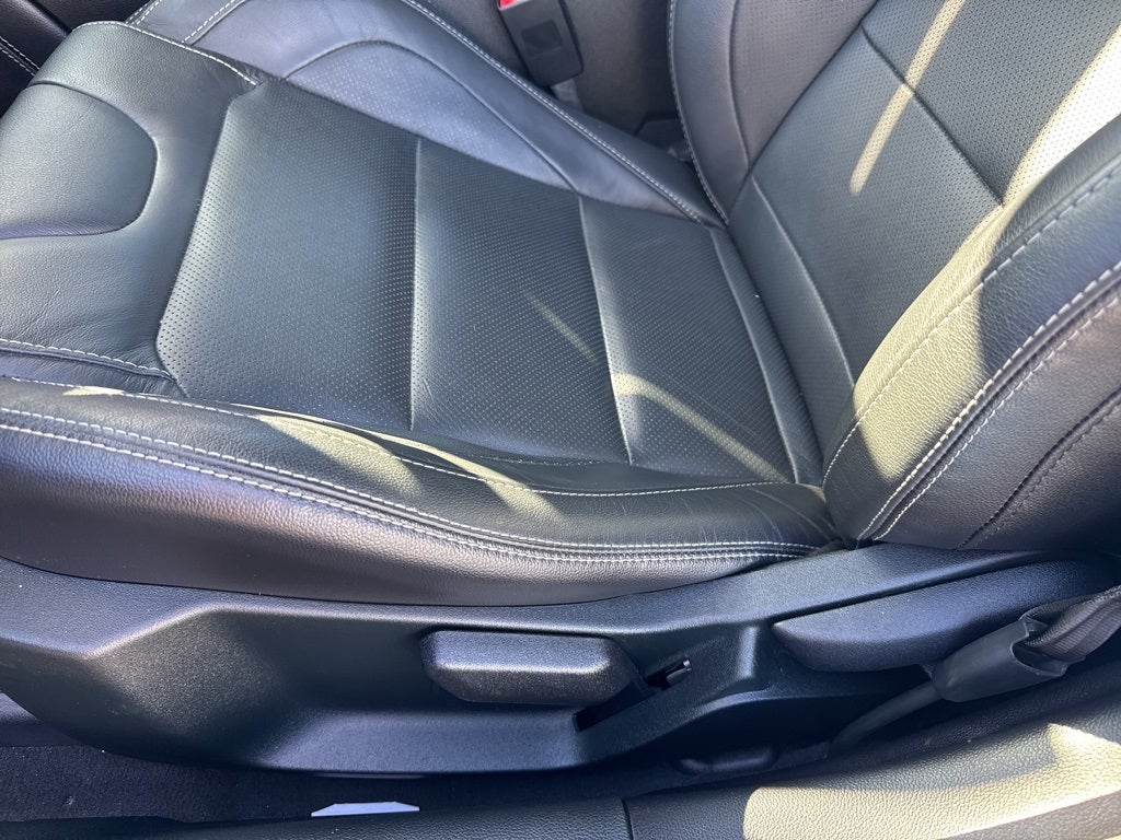 2022 Ford Mustang Mach 1