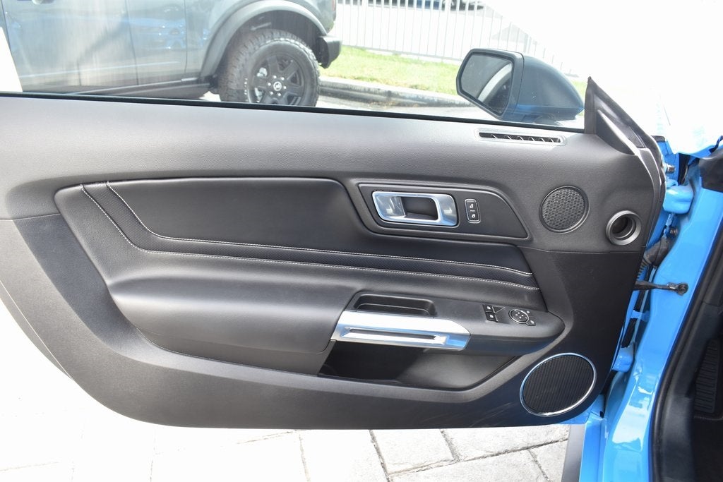 2022 Ford Mustang Mach 1