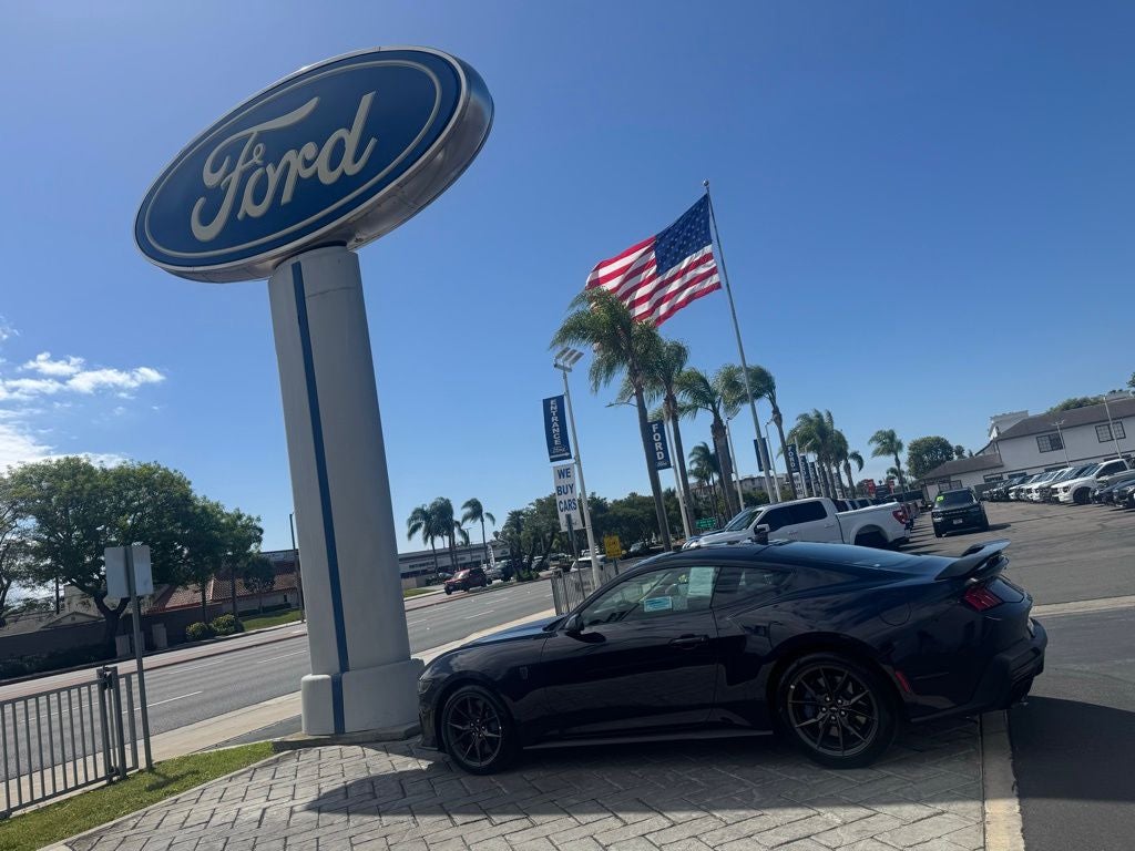 2026 Ford Mustang Dark Horse