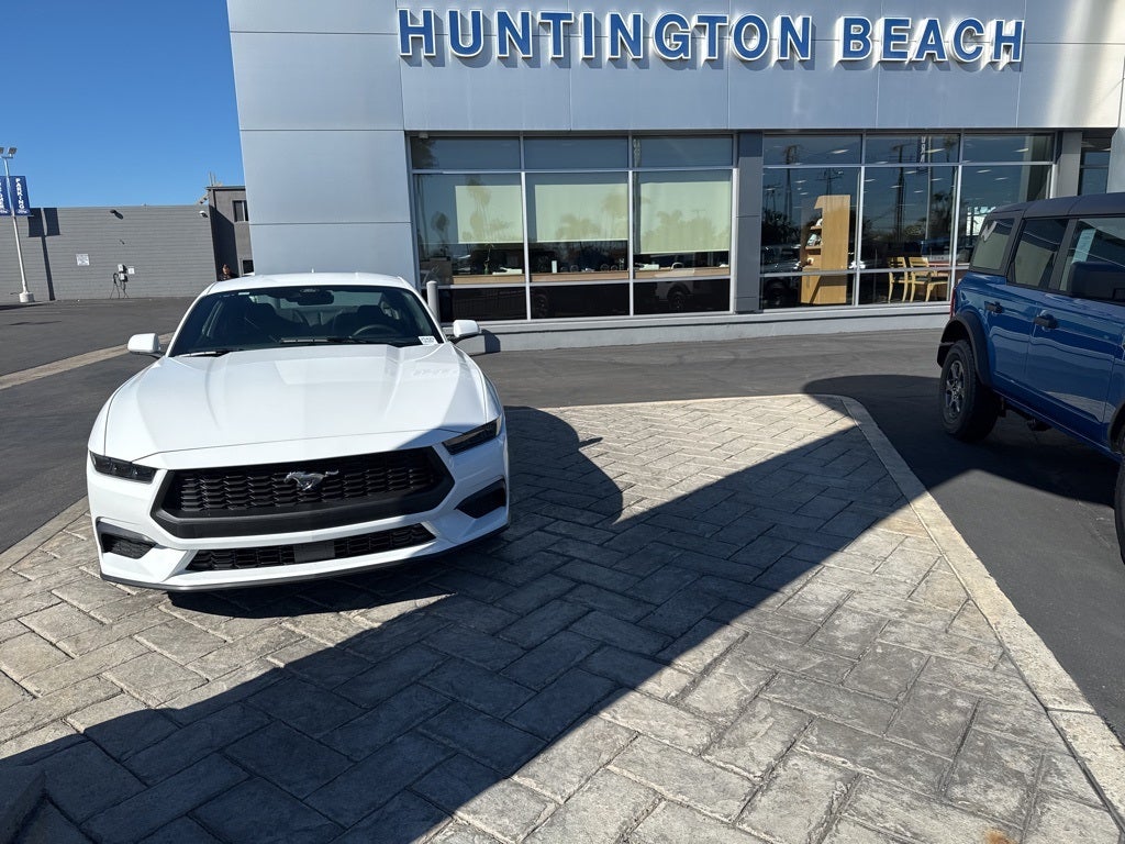 2025 Ford Mustang EcoBoost