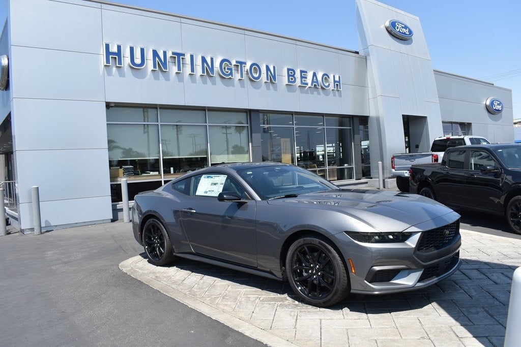 2025 Ford Mustang EcoBoost