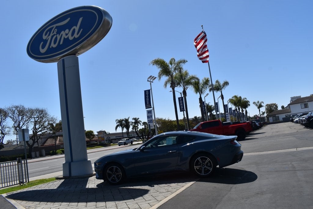 2025 Ford Mustang EcoBoost