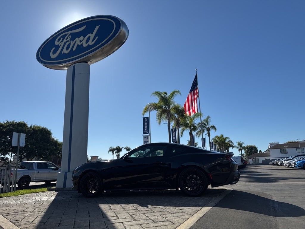 2025 Ford Mustang EcoBoost Premium