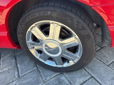 2005 Ford Thunderbird Base