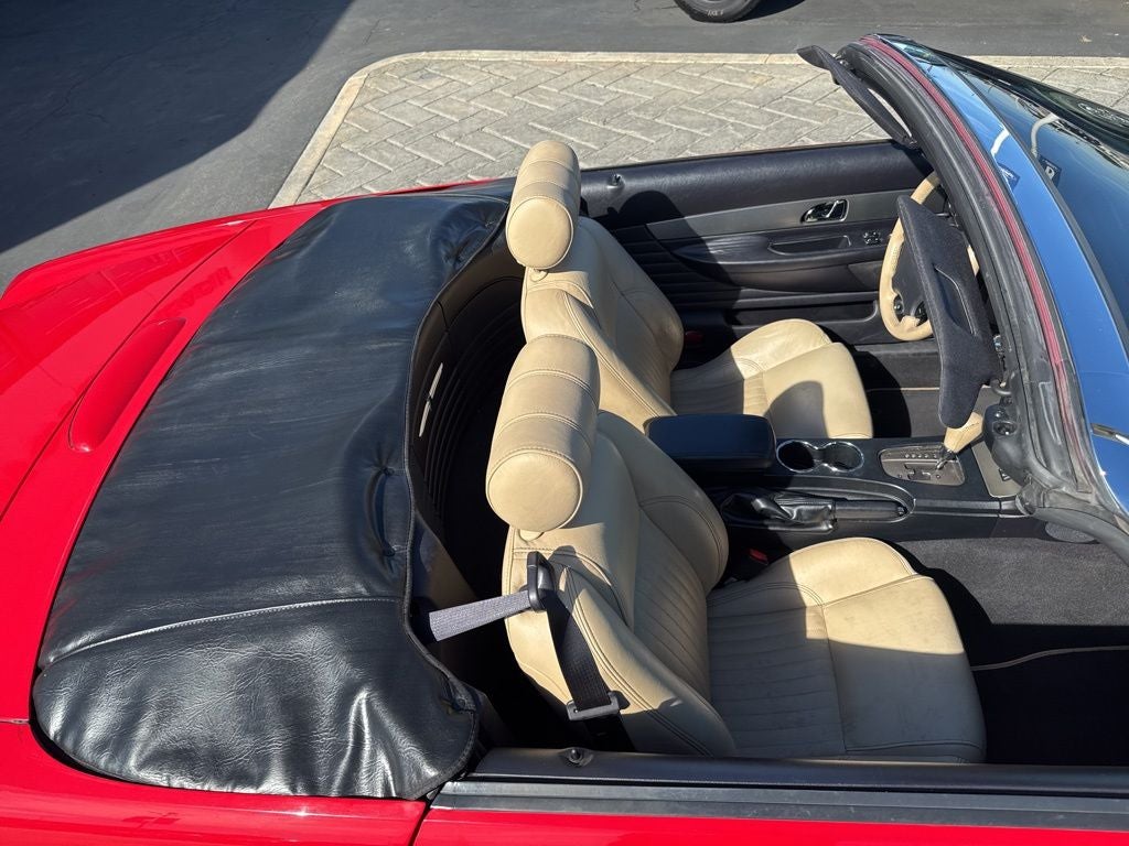 2005 Ford Thunderbird Base