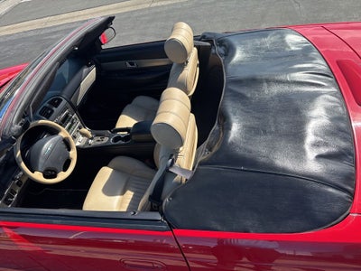 2005 Ford Thunderbird Base