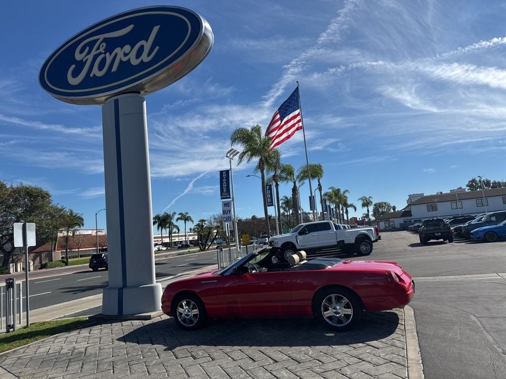 2005 Ford Thunderbird Base