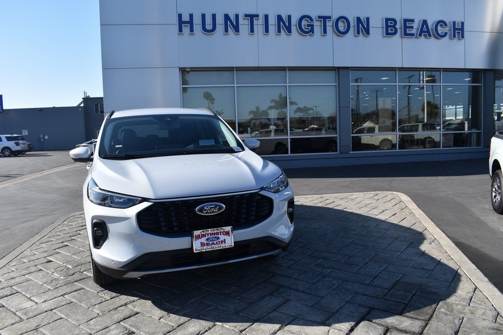 2025 Ford Escape Plug-In Hybrid Base