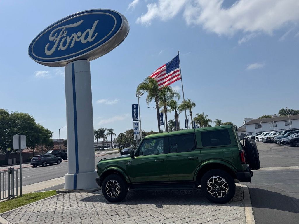 2025 Ford Bronco Outer Banks