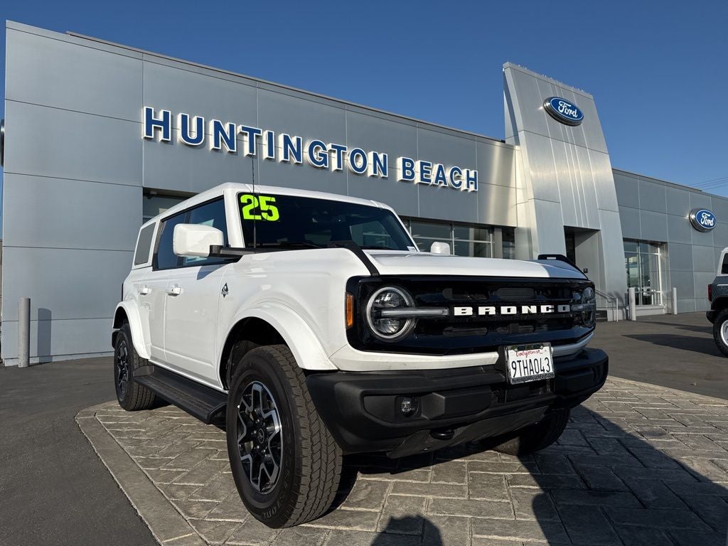 2025 Ford Bronco Outer Banks
