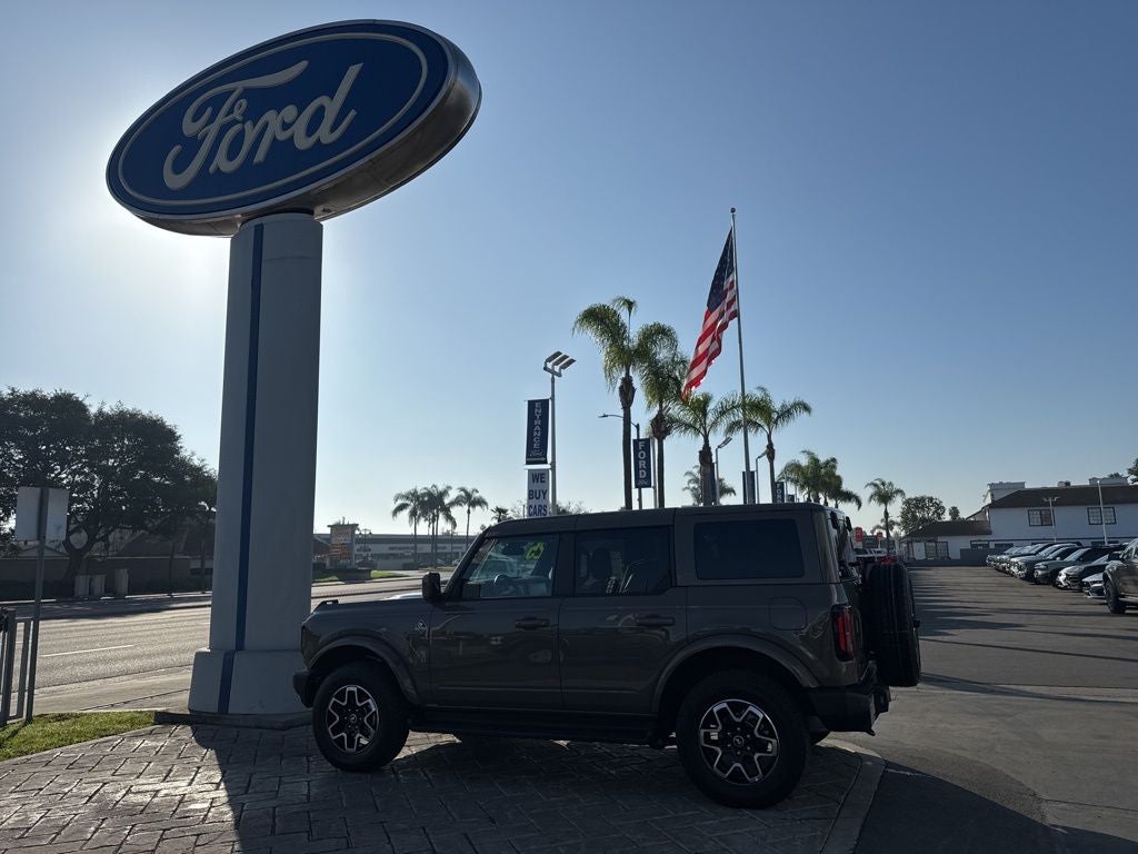 2025 Ford Bronco Outer Banks