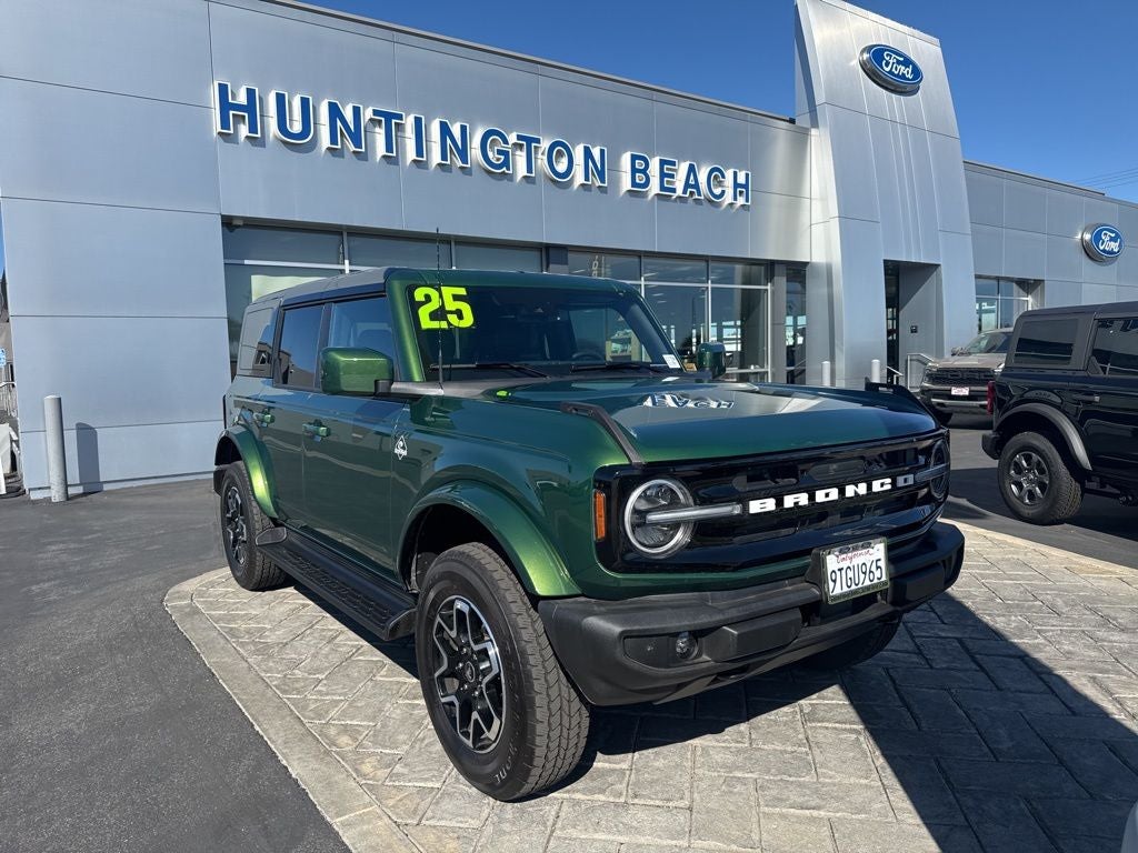 2025 Ford Bronco Outer Banks