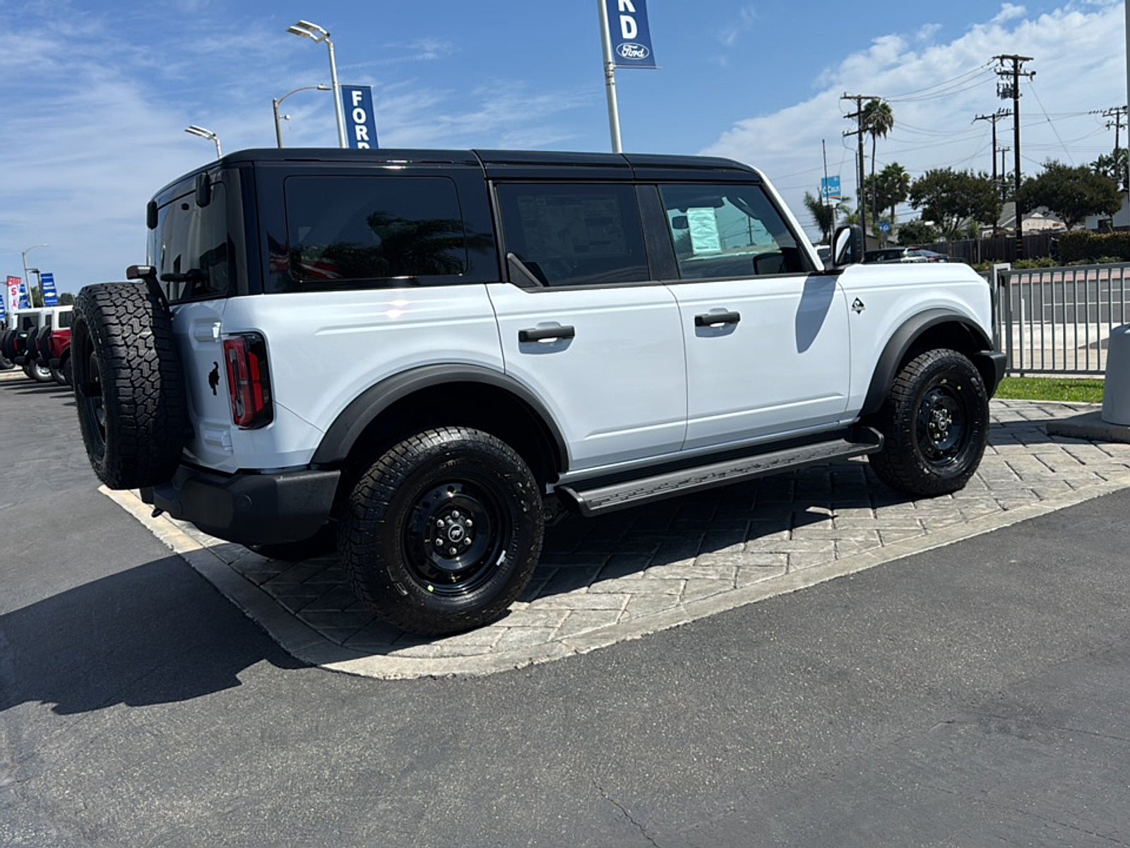 2026 Ford Bronco Outer Banks