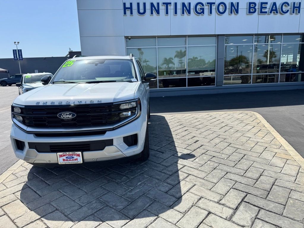 2025 Ford Expedition Platinum