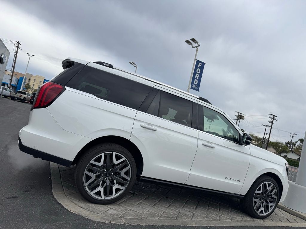 2025 Ford Expedition Platinum