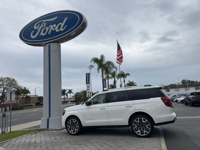2025 Ford Expedition Platinum