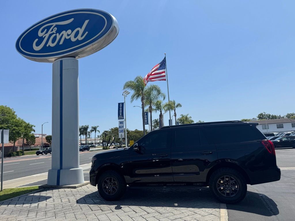 2025 Ford Expedition Tremor