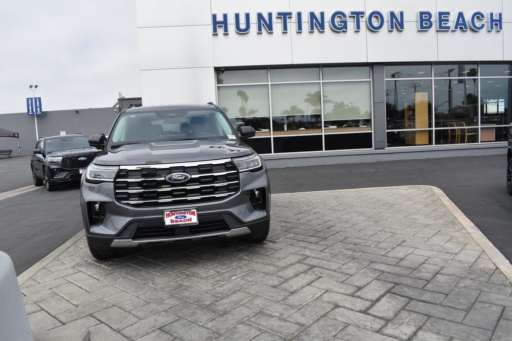 2025 Ford Explorer Active