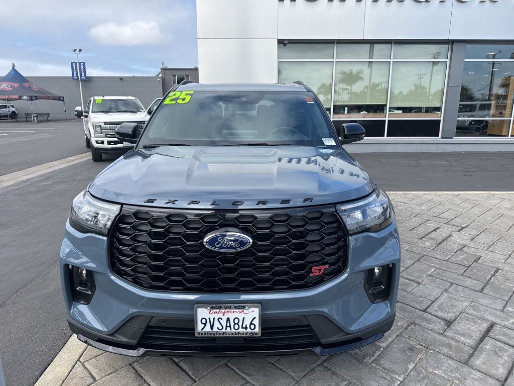 2025 Ford Explorer ST