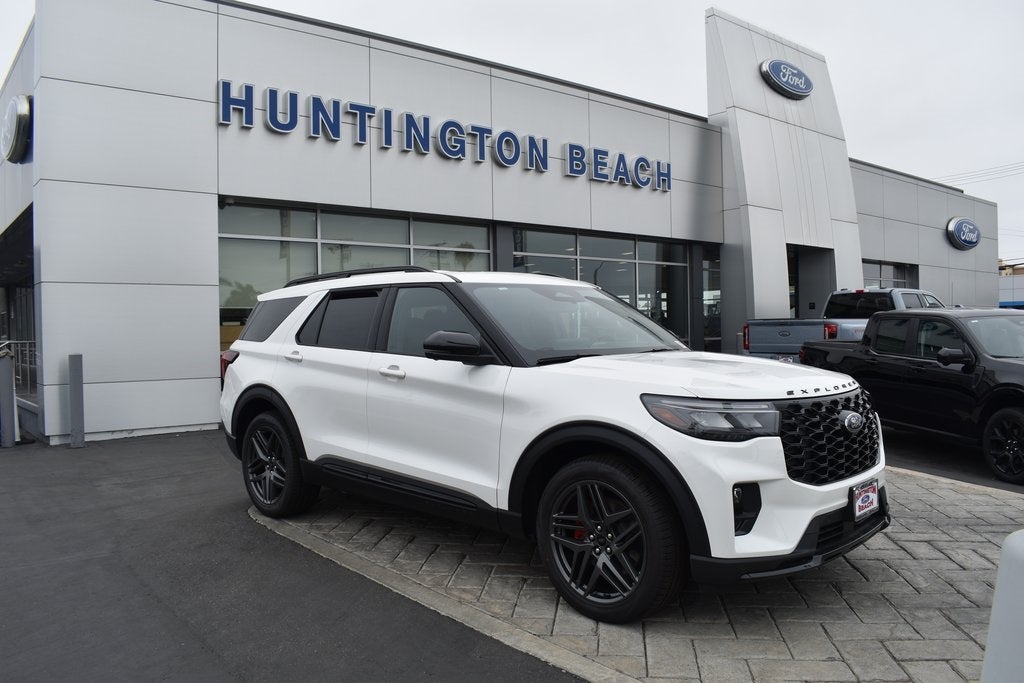 2025 Ford Explorer ST