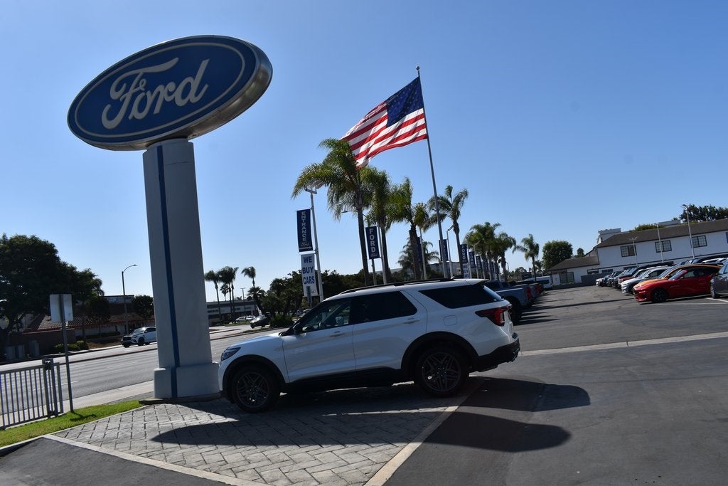 2025 Ford Explorer ST