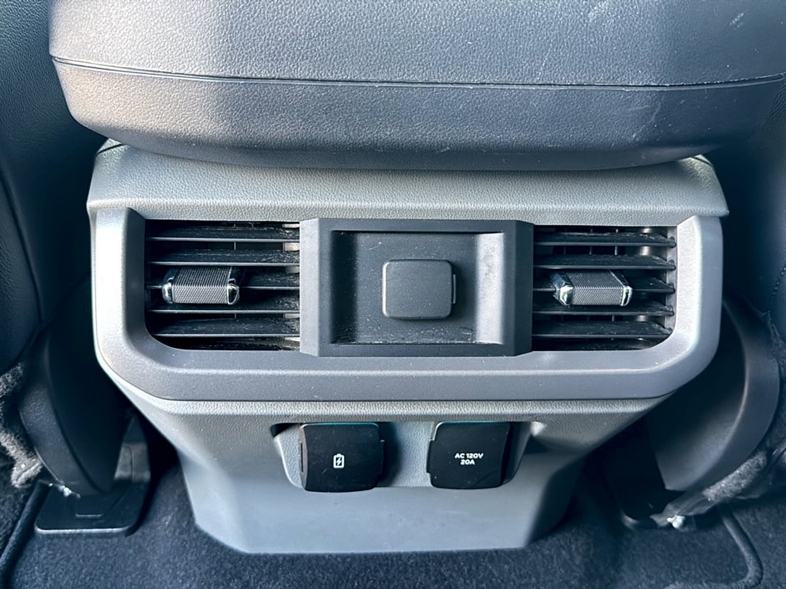 2023 Ford F-150 Lightning XLT