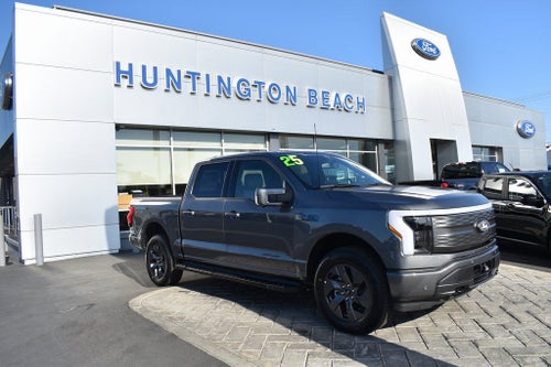 2025 Ford F-150 Lightning Lariat
