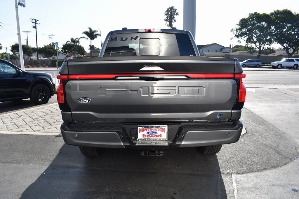 2025 Ford F-150 Lightning Lariat