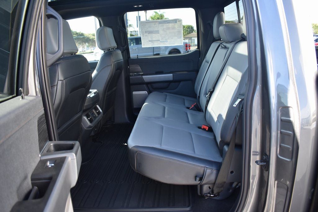 2025 Ford F-150 Lightning Lariat