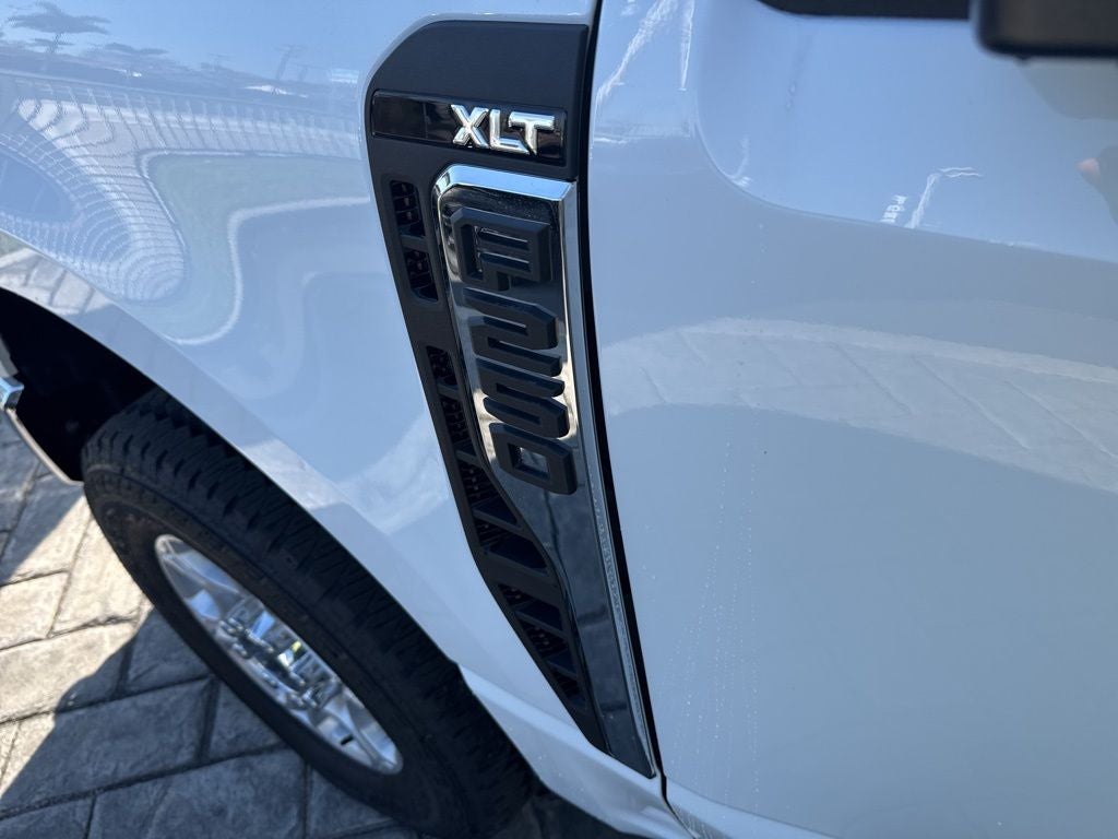 2026 Ford F-250SD XLT