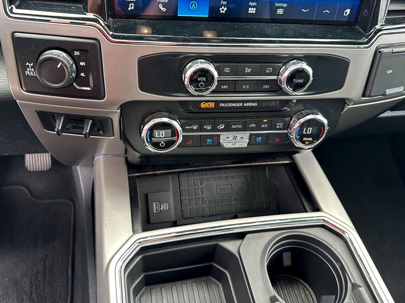 2022 Ford F-250SD Lariat
