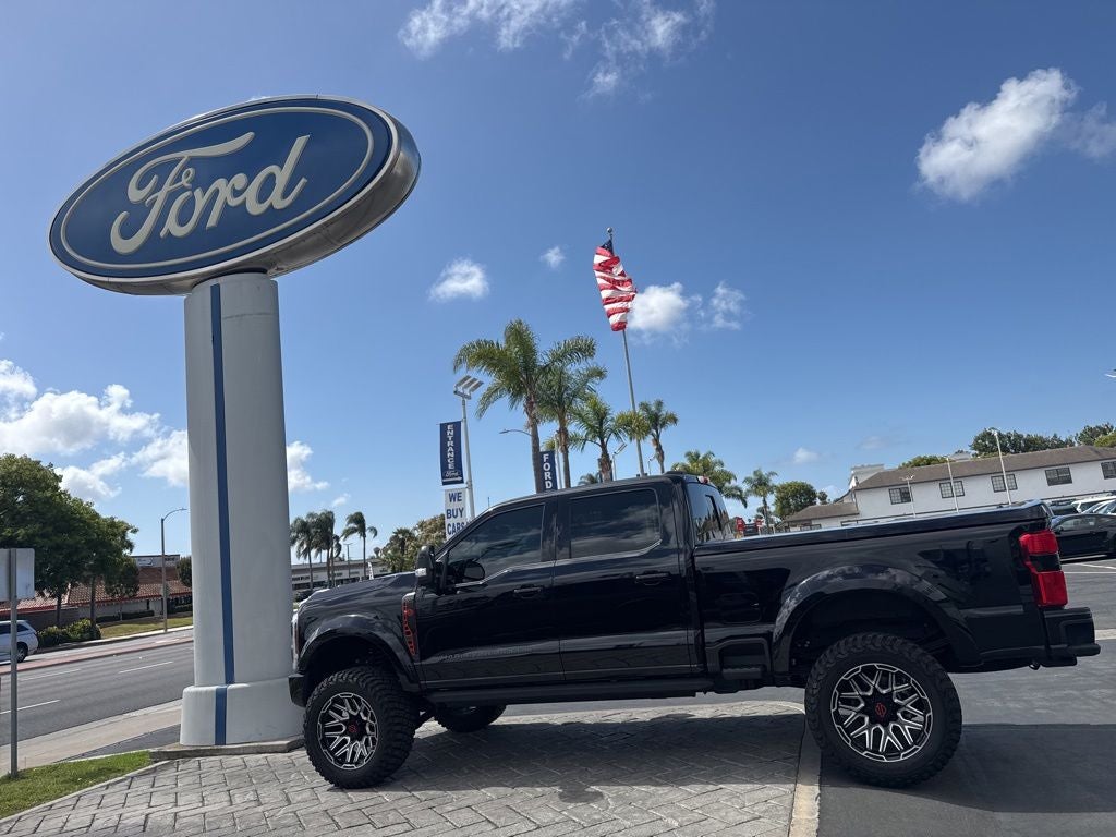 2025 Ford F-250SD HARLEY DAVISON