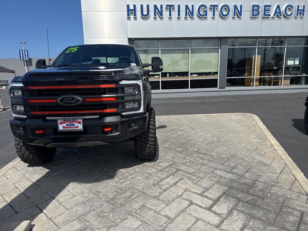 2025 Ford F-250SD HARLEY DAVISON